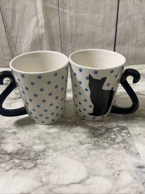 Blue Polka Dot Cat Mug set with Black Handle
